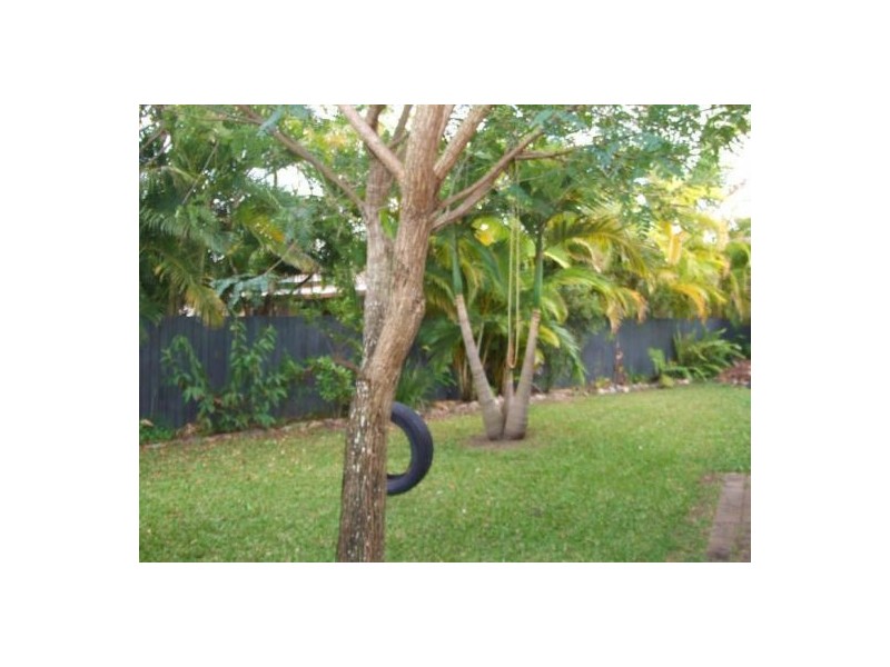 184 Christine Avenue, Burleigh Waters QLD 4220