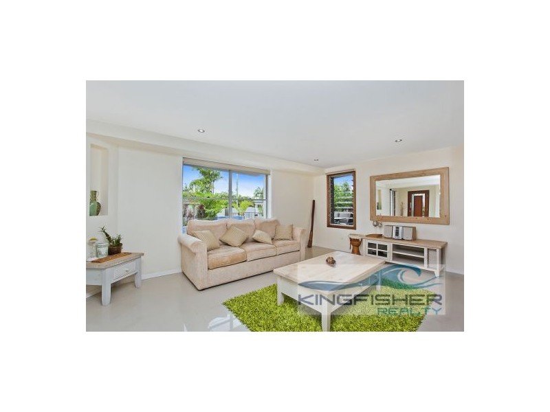 41 Bluejay Street, Burleigh Waters QLD 4220