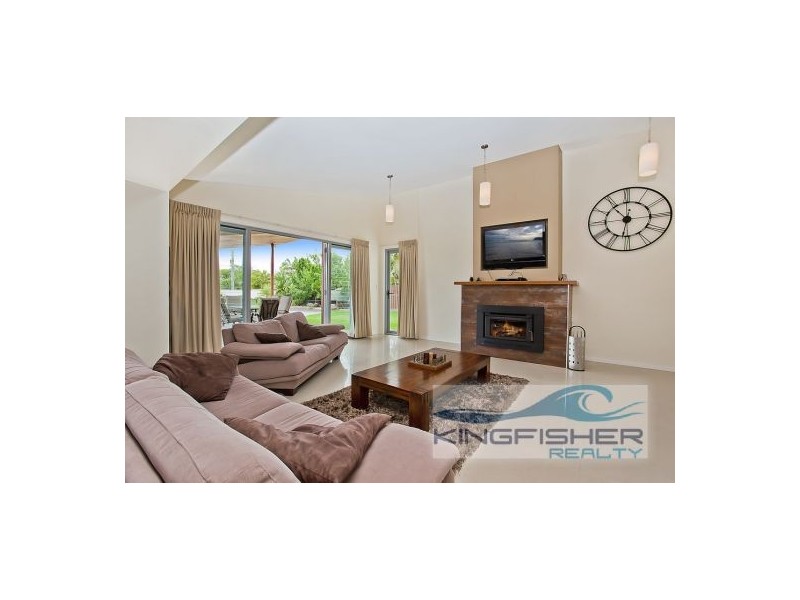 41 Bluejay Street, Burleigh Waters QLD 4220