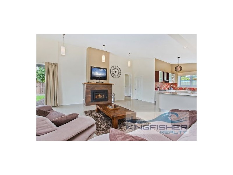41 Bluejay Street, Burleigh Waters QLD 4220