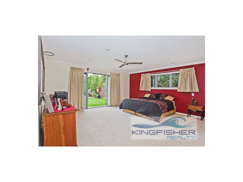 41 Bluejay Street, Burleigh Waters QLD 4220
