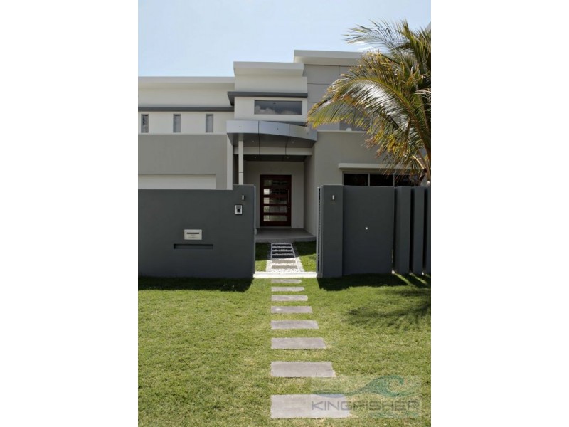 2 Lemana Lane, Burleigh Heads QLD 4220