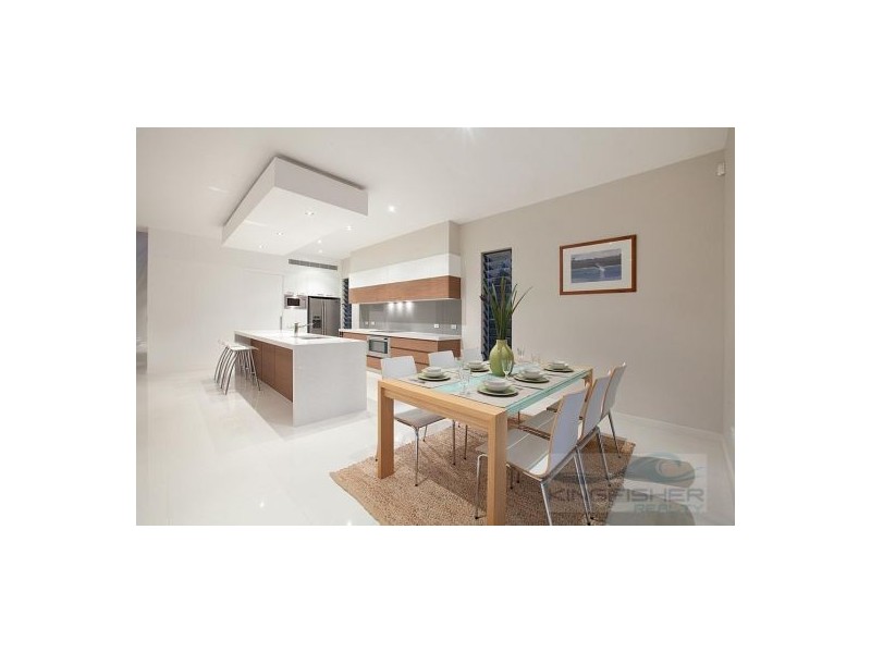 2 Lemana Lane, Burleigh Heads QLD 4220