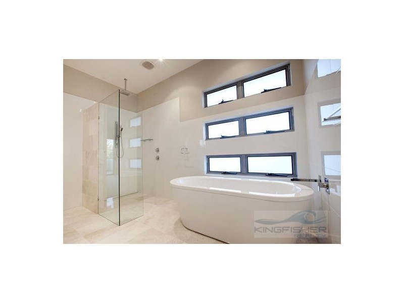 2 Lemana Lane, Burleigh Heads QLD 4220