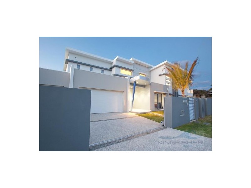 2 Lemana Lane, Burleigh Heads QLD 4220