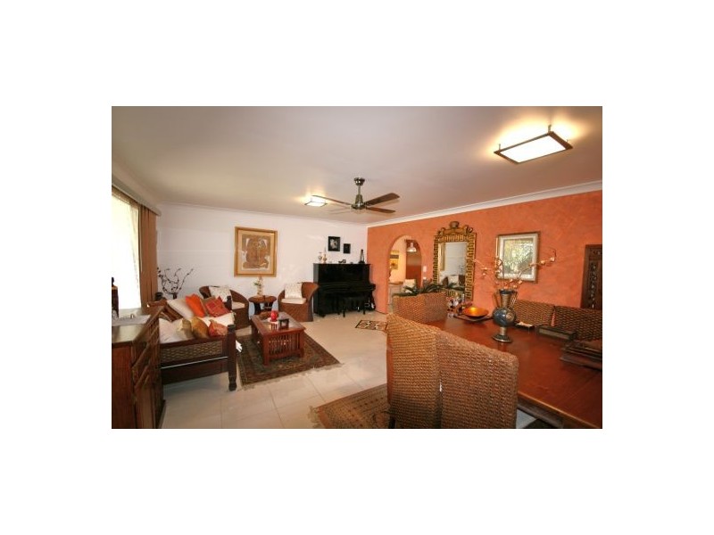5 Tern Drive, Burleigh Waters QLD 4220