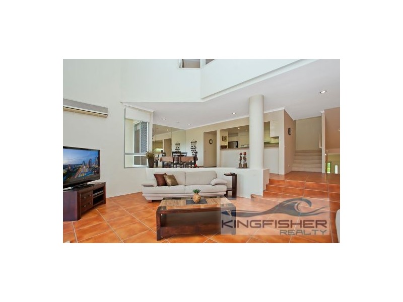 125 Santa Cruz Boulevard, Clear Island Waters QLD 4226