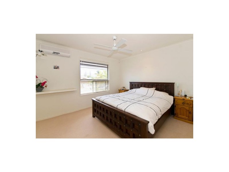 2/118 Petrel Avenue, Mermaid Beach QLD 4218