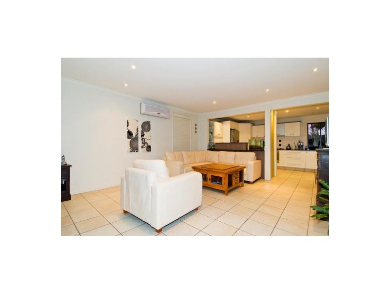 2/118 Petrel Avenue, Mermaid Beach QLD 4218