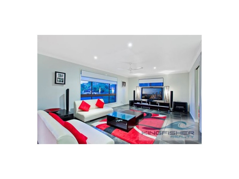 23 Coachwood Court, Burleigh Waters QLD 4220