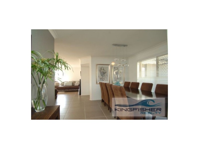 Wedgebill Parade, Burleigh Waters QLD 4220