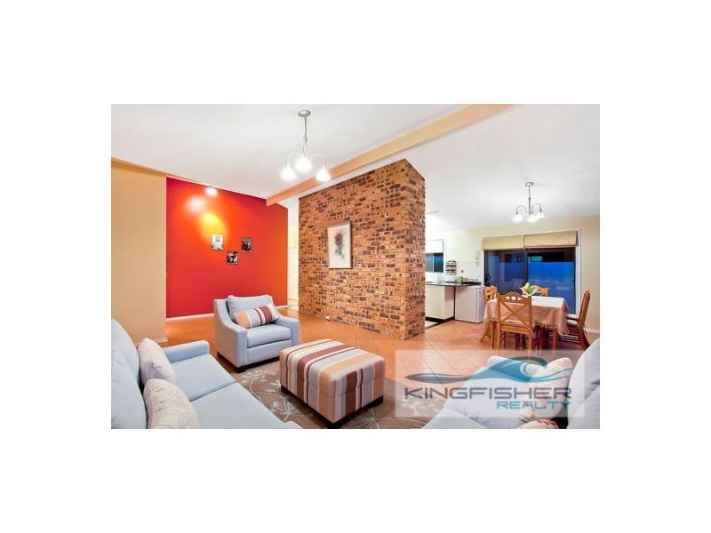 74 Acanthus Avenue, Burleigh Heads QLD 4220