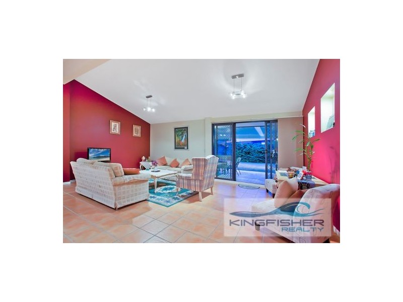 74 Acanthus Avenue, Burleigh Heads QLD 4220