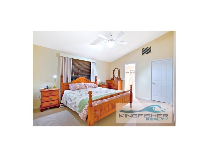 74 Acanthus Avenue, Burleigh Heads QLD 4220