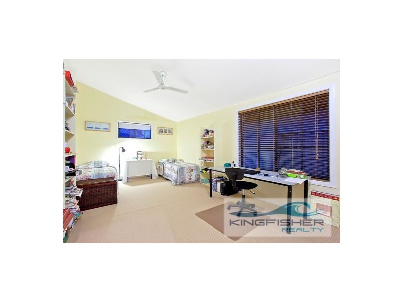 74 Acanthus Avenue, Burleigh Heads QLD 4220