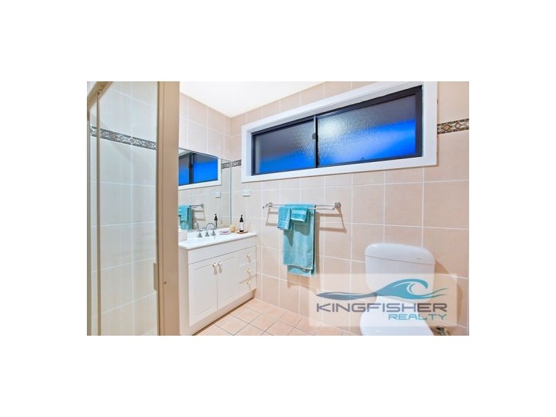 74 Acanthus Avenue, Burleigh Heads QLD 4220