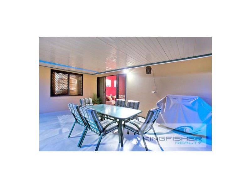 74 Acanthus Avenue, Burleigh Heads QLD 4220