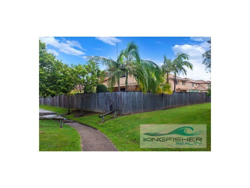33 Schooner Court, Burleigh Waters QLD 4220