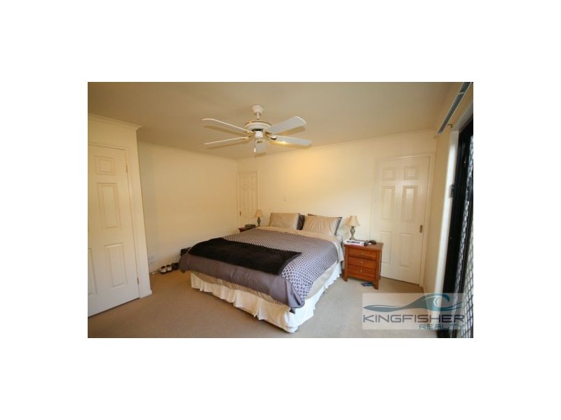 18 Sea Eagle Drive, Burleigh Waters QLD 4220