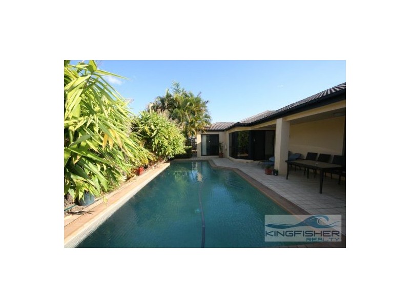 18 Sea Eagle Drive, Burleigh Waters QLD 4220