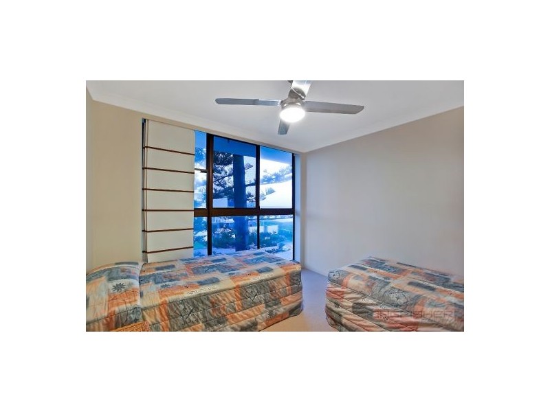 4 / 125 Albatross Avenue, Mermaid Beach QLD 4218