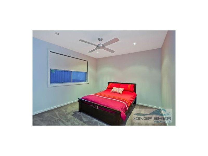 10 Kestrel Drive, Burleigh Waters QLD 4220