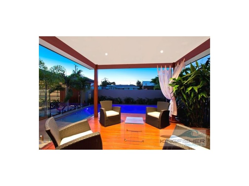 10 Kestrel Drive, Burleigh Waters QLD 4220