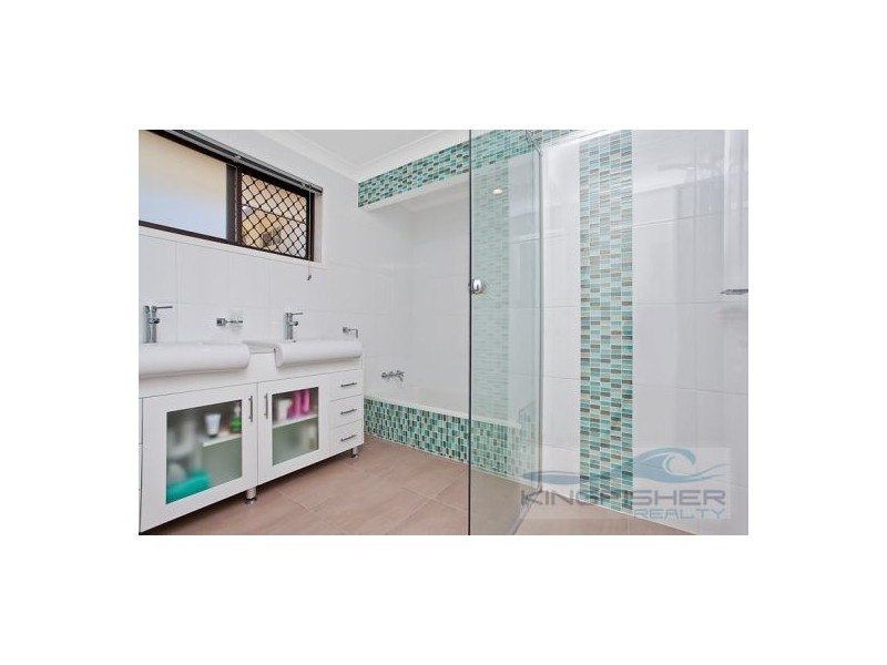 Burleigh Waters QLD 4220