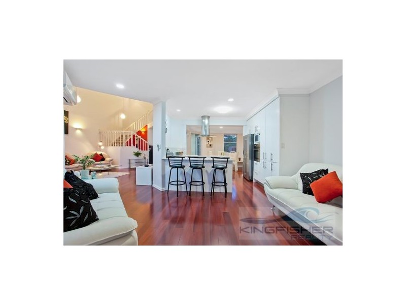 27/24 Ron Penhaligon Way, Robina QLD 4226