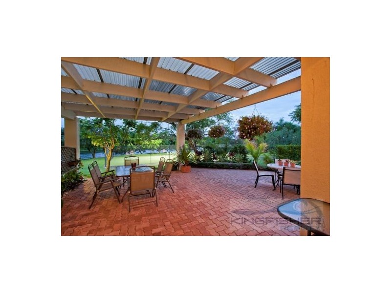 27/24 Ron Penhaligon Way, Robina QLD 4226