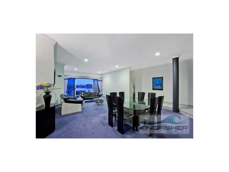 17 Acron Street, Elanora QLD 4221