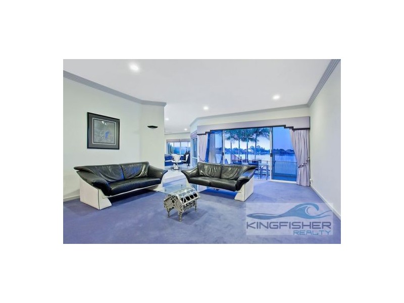 17 Acron Street, Elanora QLD 4221