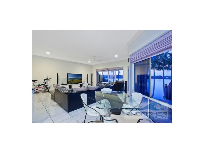 17 Acron Street, Elanora QLD 4221