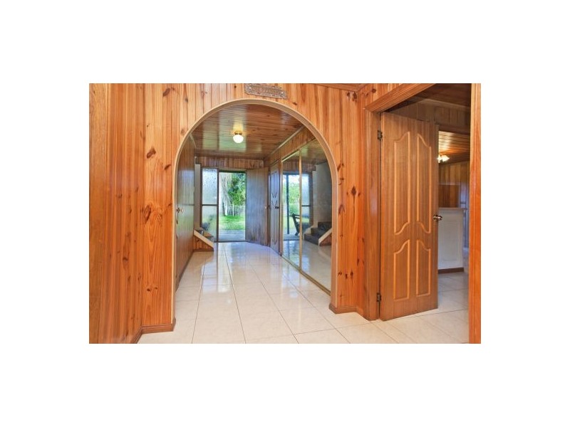 40 Larch Street, Tallebudgera QLD 4228