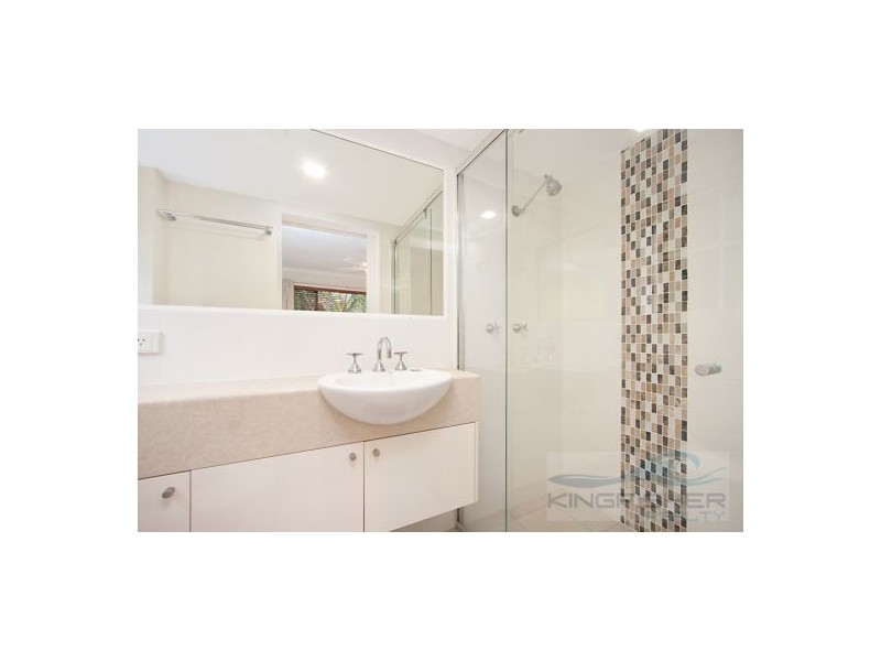 2/1 Burrabee Street, Burleigh Heads QLD 4220