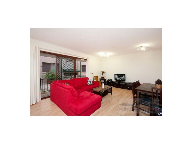 2/1 Burrabee Street, Burleigh Heads QLD 4220