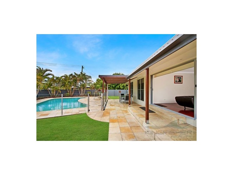 12 Egret Avenue, Burleigh Waters QLD 4220