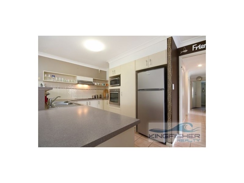 1/4 Carrisa Court, Currumbin Waters QLD 4223