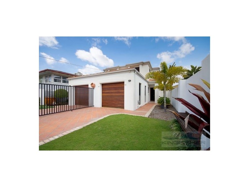 2/18 Ferny Fairway, Burleigh Heads QLD 4220