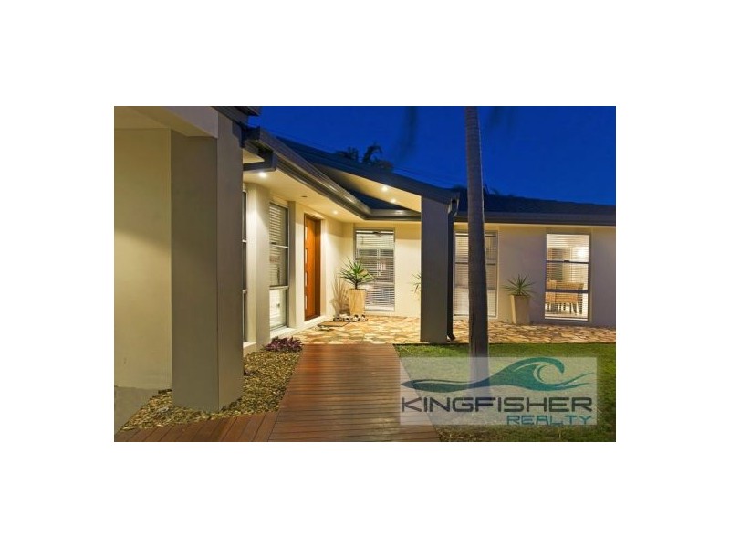 3 Egret Avenue, Burleigh Waters QLD 4220