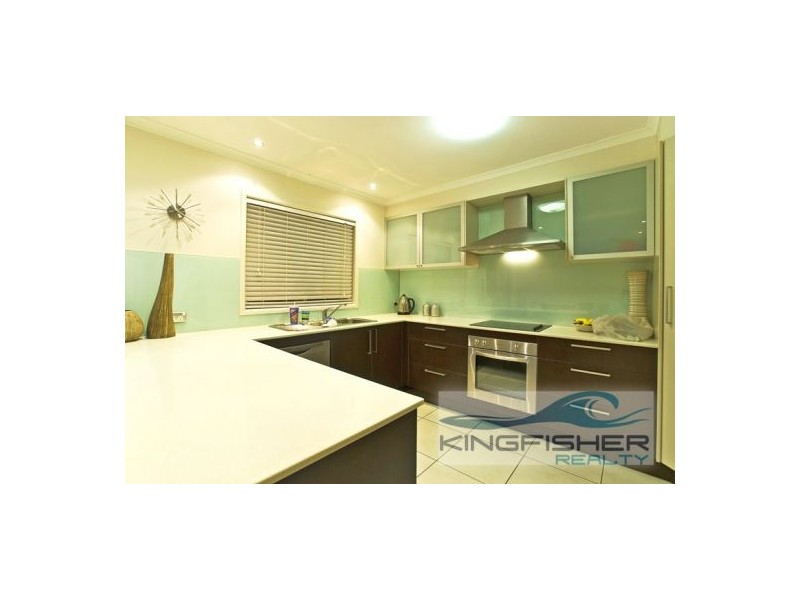 3 Egret Avenue, Burleigh Waters QLD 4220