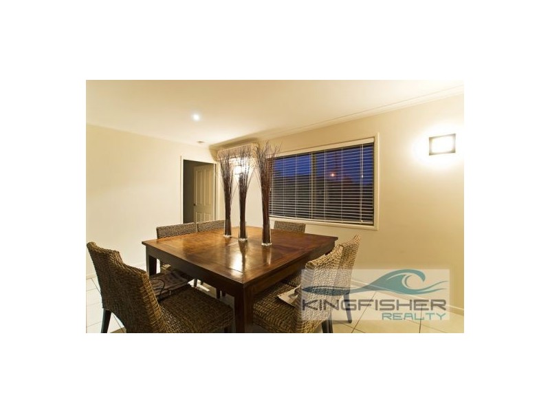 3 Egret Avenue, Burleigh Waters QLD 4220