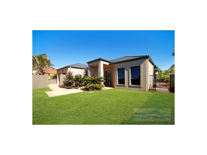 113 Dunlin Drive, Burleigh Waters QLD 4220