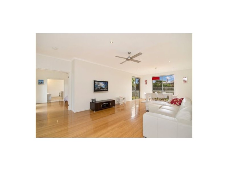 12 Sandpiper Drive, Burleigh Waters QLD 4220