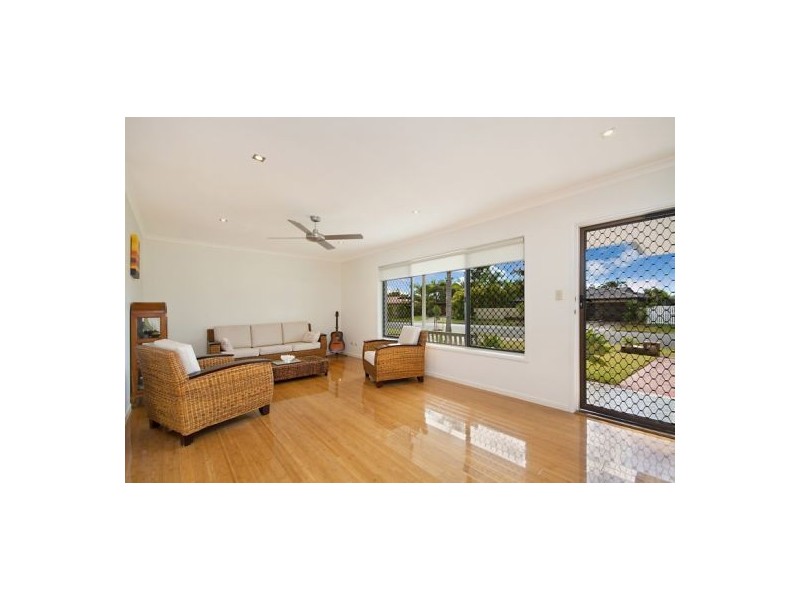 12 Sandpiper Drive, Burleigh Waters QLD 4220