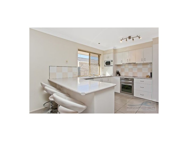 26 Bluemoon Close, Burleigh Waters QLD 4220