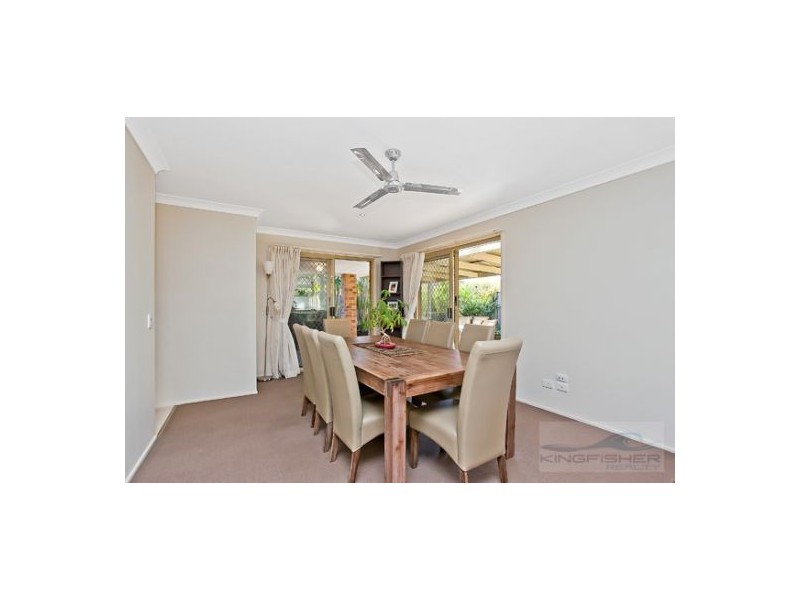 26 Bluemoon Close, Burleigh Waters QLD 4220