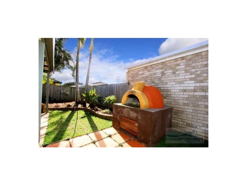 26 Bluemoon Close, Burleigh Waters QLD 4220