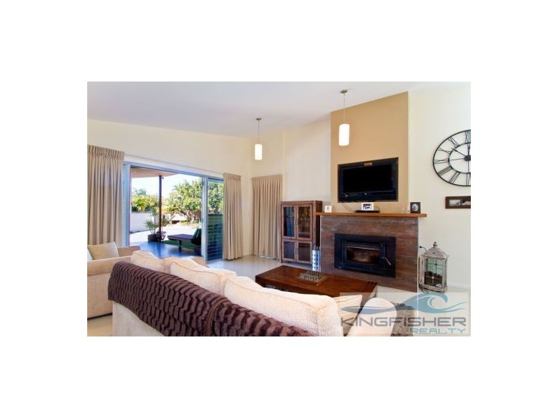 41 Bluejay Street, Burleigh Waters QLD 4220