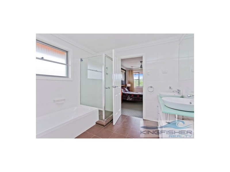 41 Bluejay Street, Burleigh Waters QLD 4220